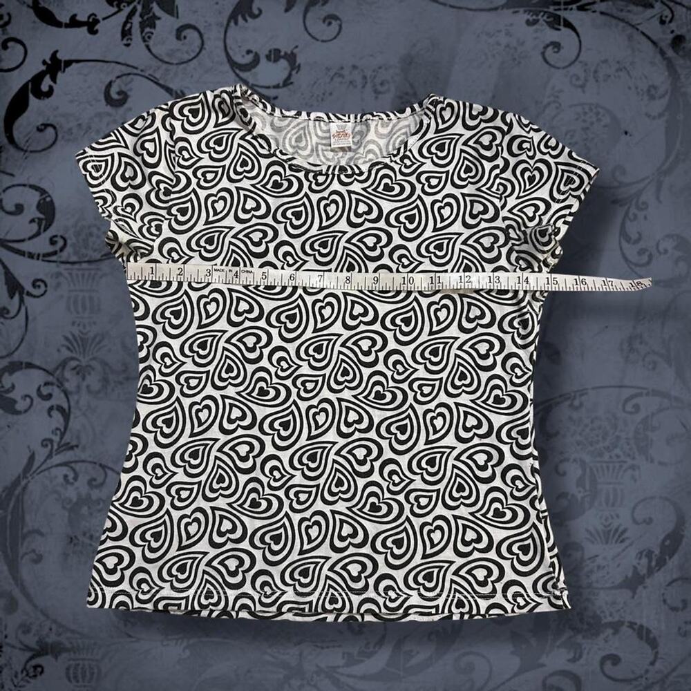 layered line black heart print black & white skinny baby tee - Picture 2 of 8
